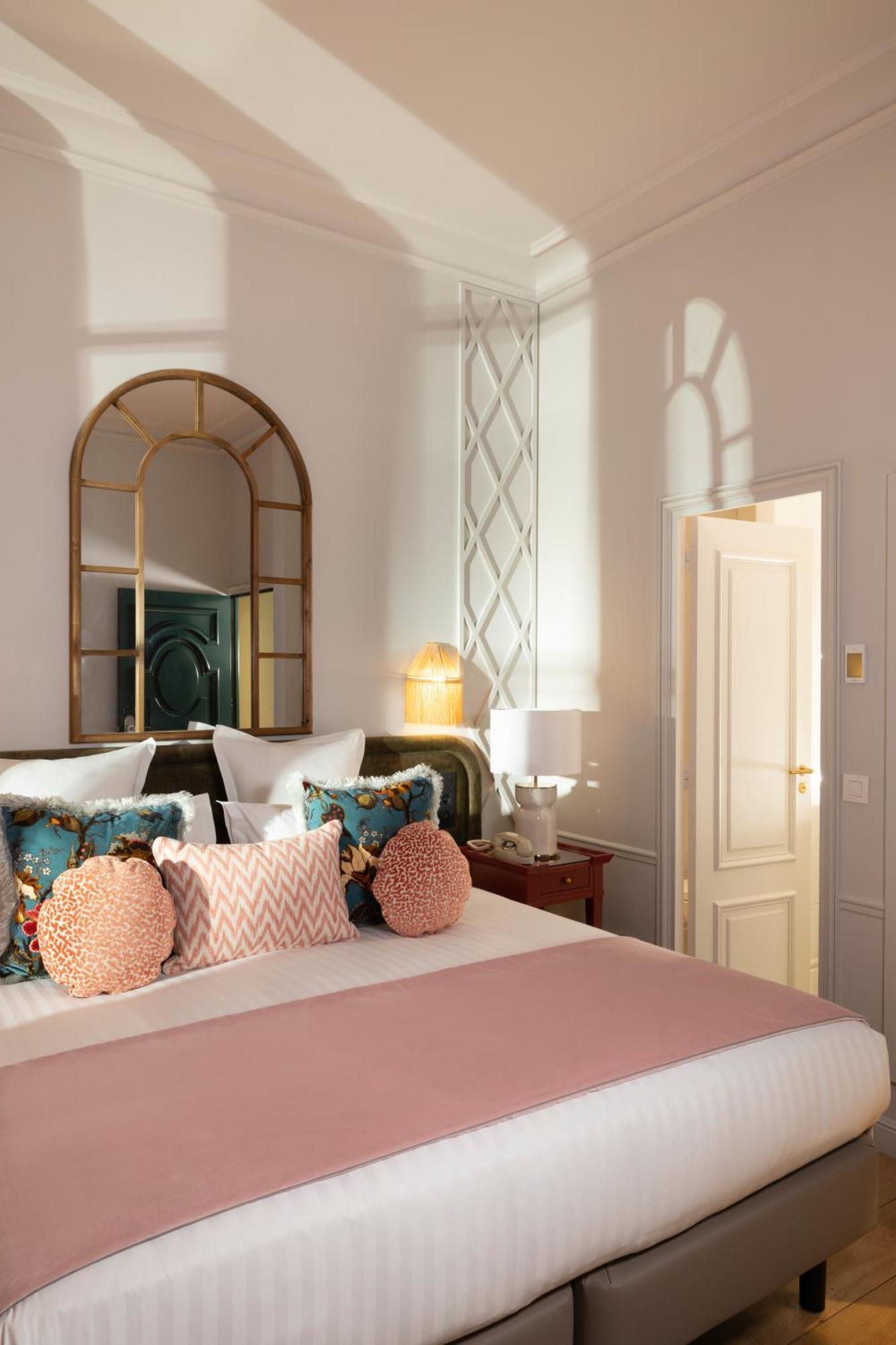 Hotel Le Lavoisier & Spa Paris Exterior photo